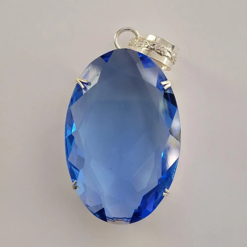 Womens Watch Blue Dial 50mm Silver Case Oval Dress/Formal Metal Bracelet Quartz